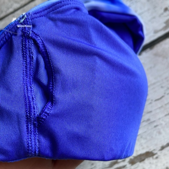 Athleta Conscious Crop Bikini Top A-C Sz M - Picture 8 of 9